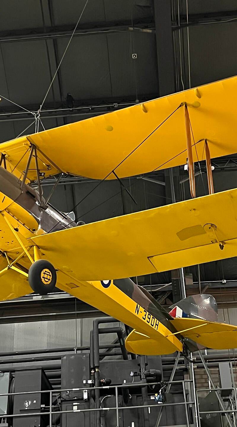 N39DH - De Havilland