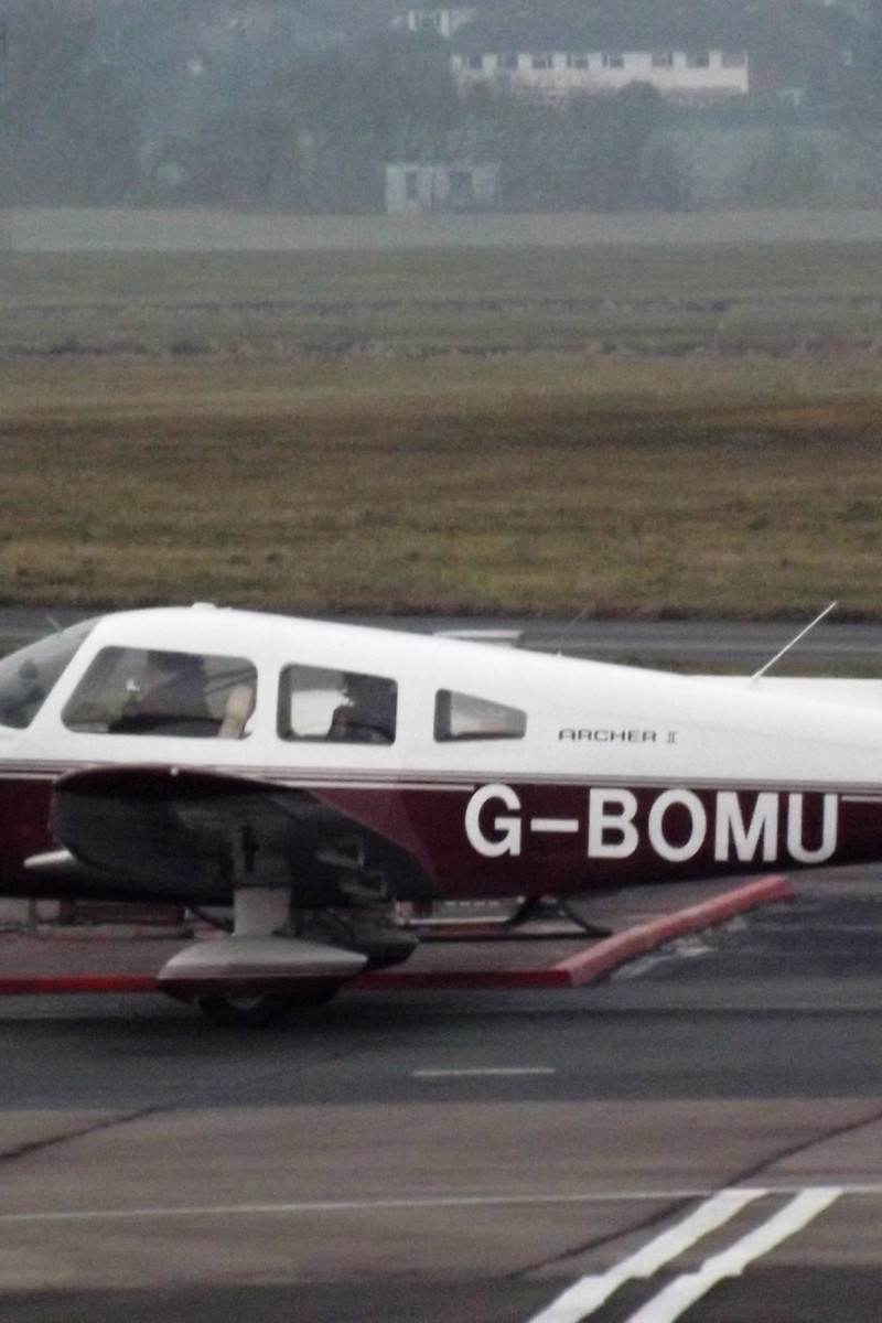 G-BOMU - Piper