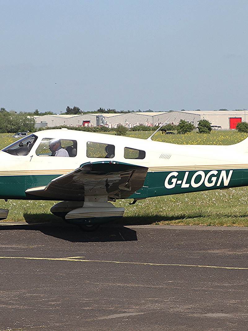 G-LOGN - Piper