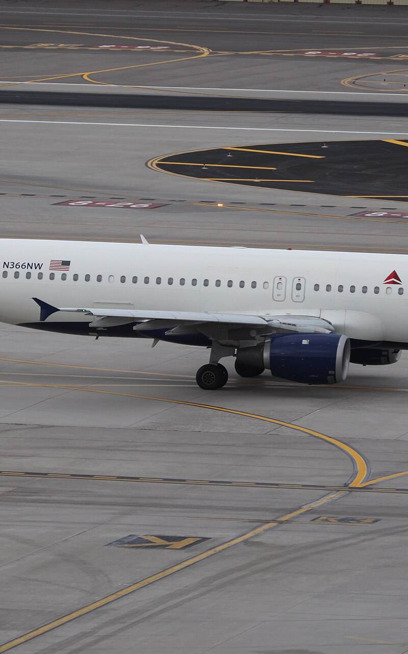 N366NW - Airbus
