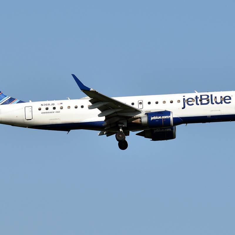N368JB - Embraer