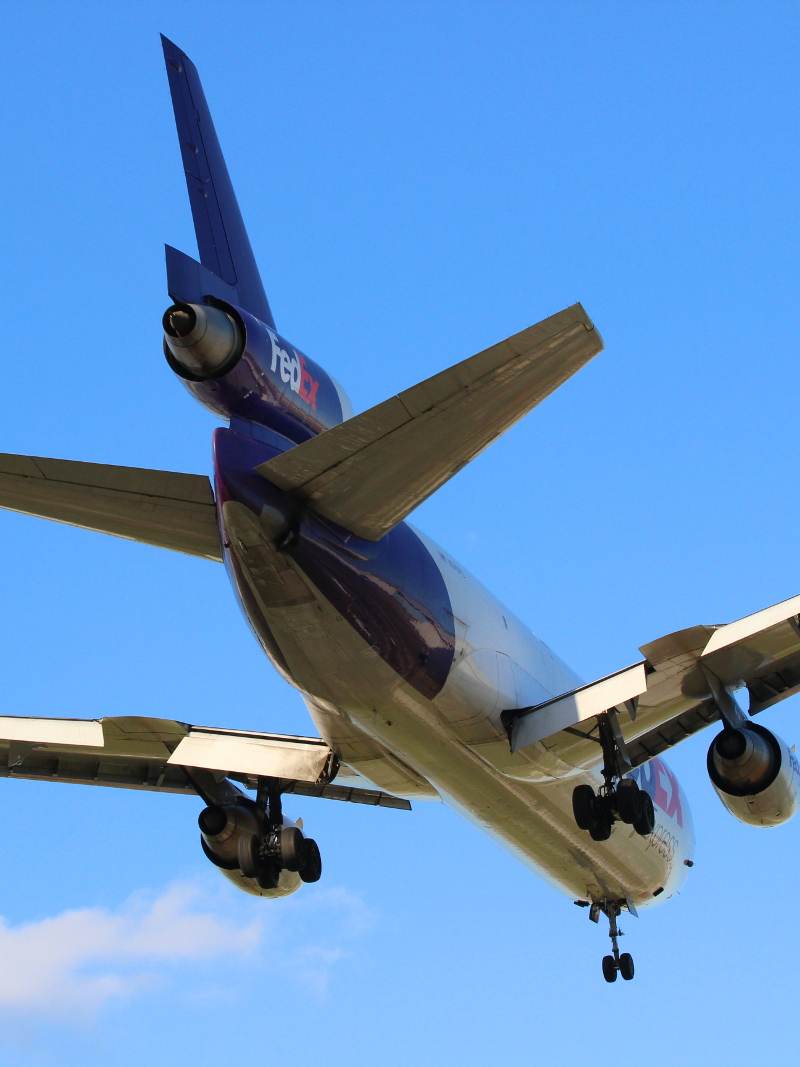 N370FE - Douglas