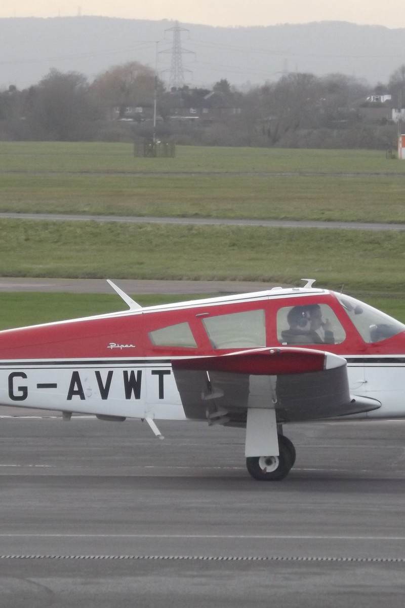 G-AVWT - Piper