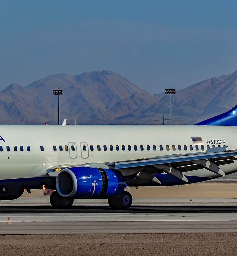 N372DA - Boeing