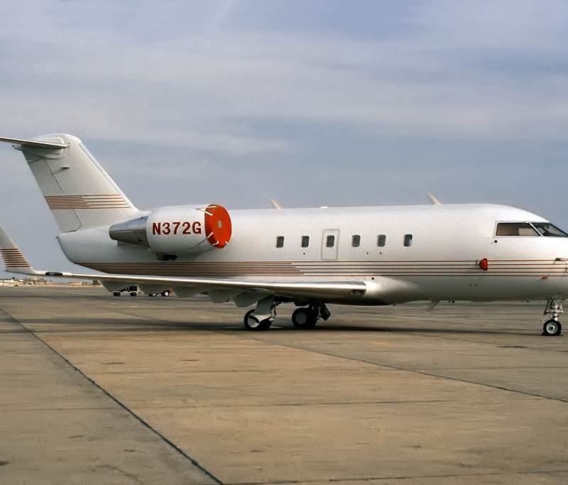 N372G - Business jet