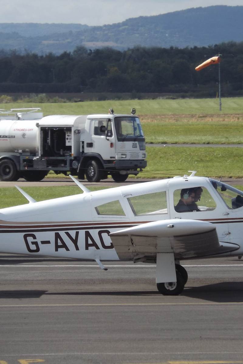 G-AYAC - Piper