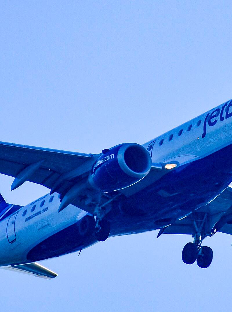 N373JB - Embraer