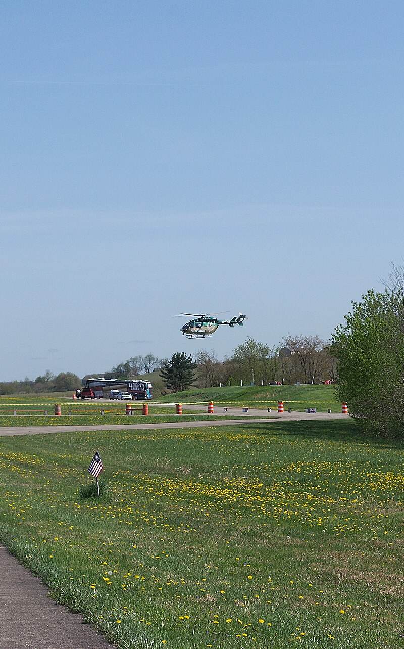 N373LF - Helicopter