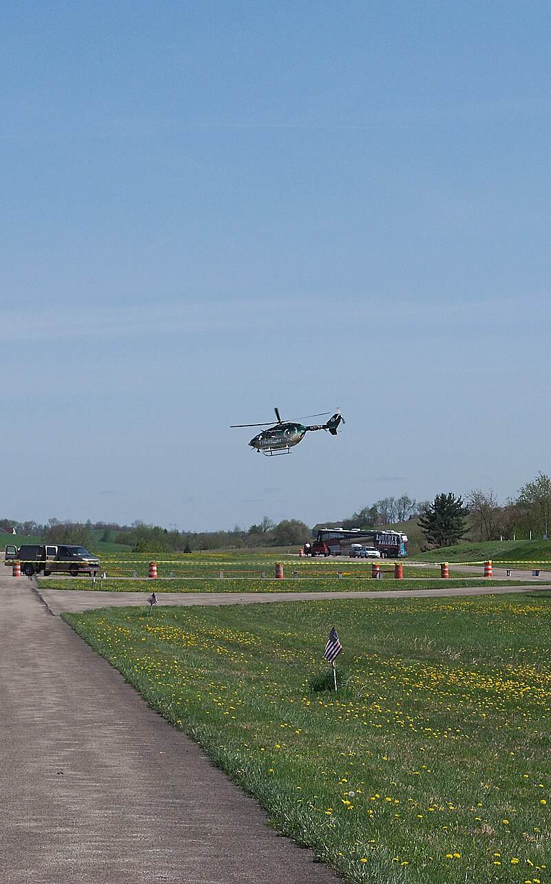 N373LF - Helicopter