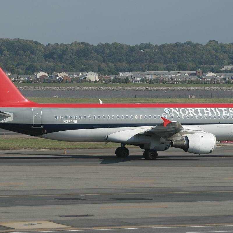 N374NW - Airbus