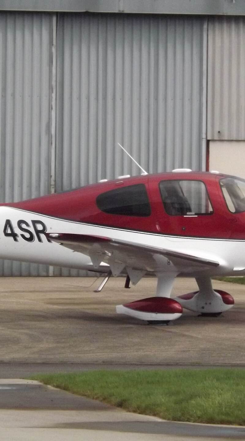 N374SR - Cirrus