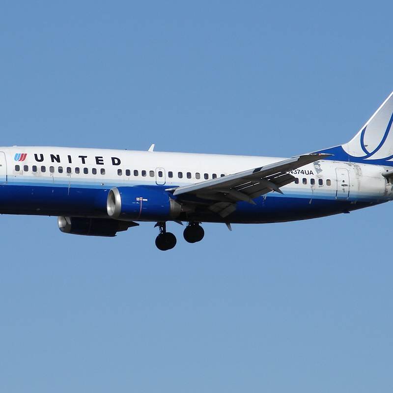 N374UA - Boeing