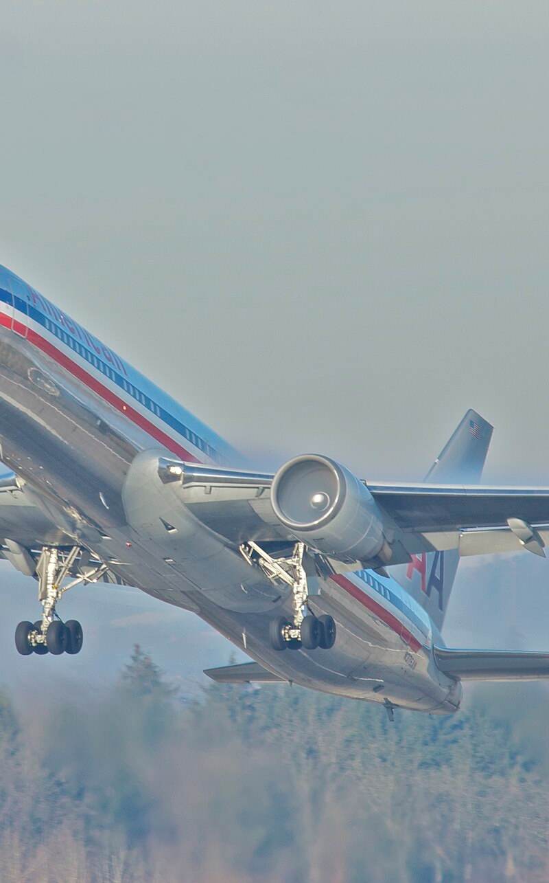 N376AN - Twin-engine aircraft
