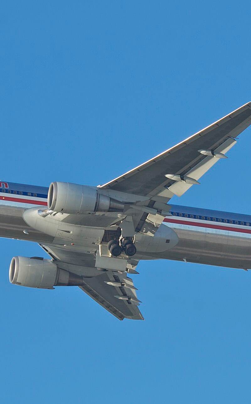 N376AN - Twin-engine aircraft