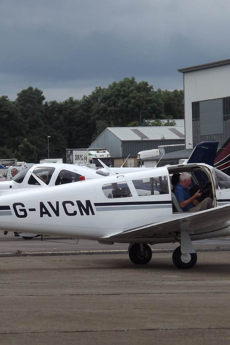 G-AVCM - Piper