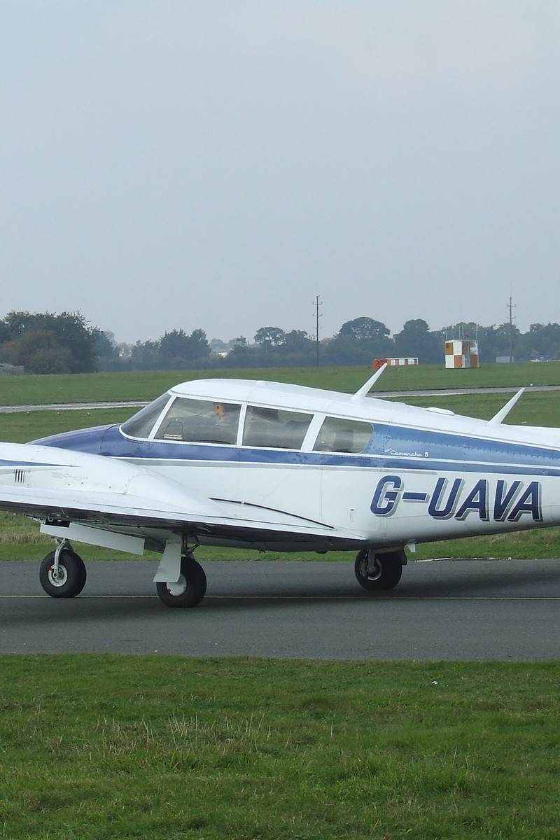 G-UAVA - Piper