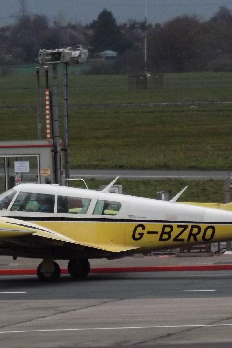 G-BZRO - Piper