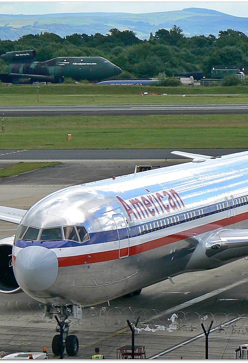 N377AN - Twin-engine aircraft