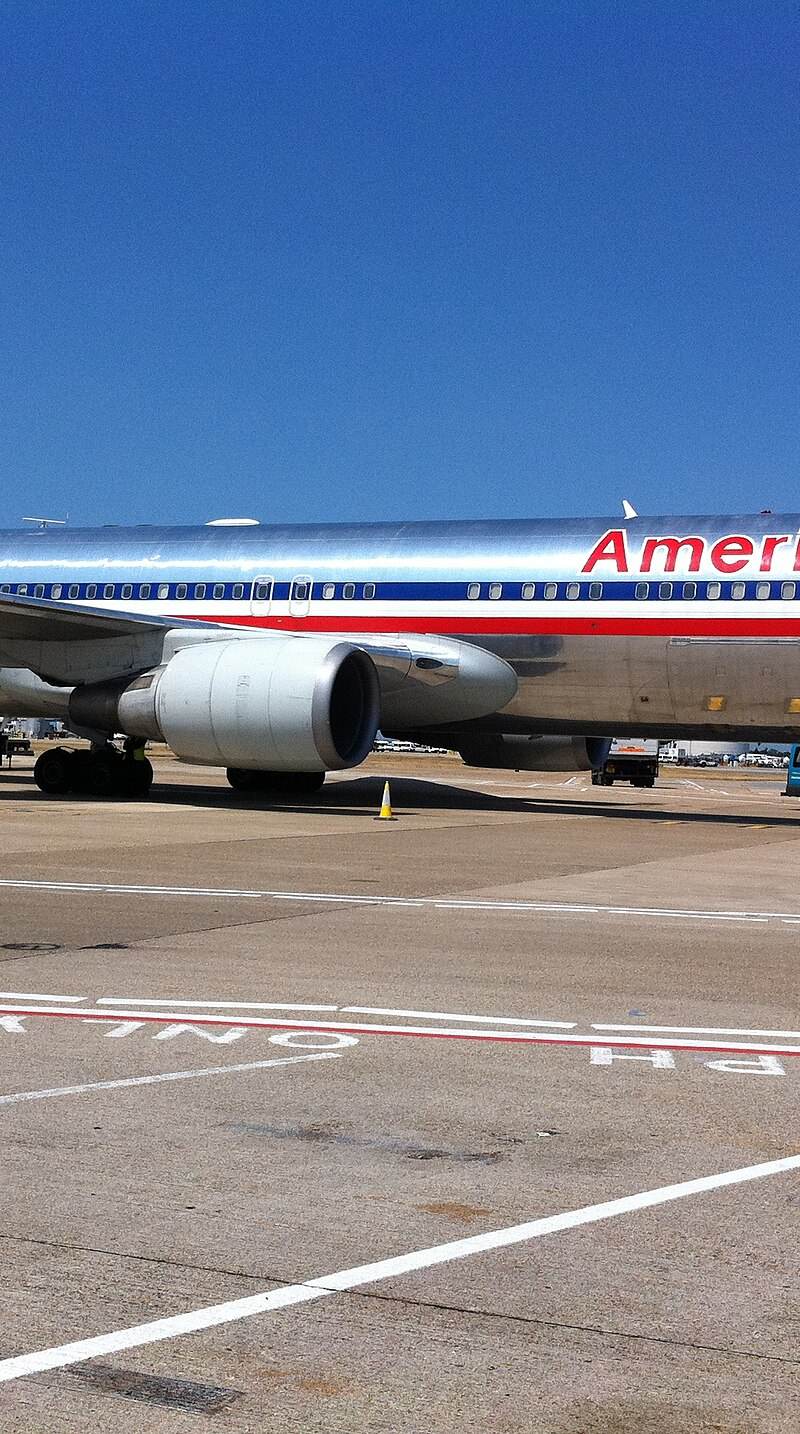N377AN - Twin-engine aircraft