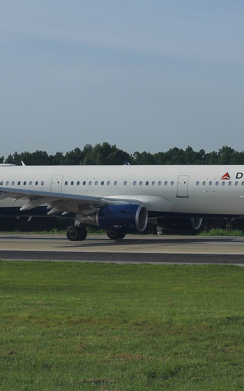 N377DN - Airbus