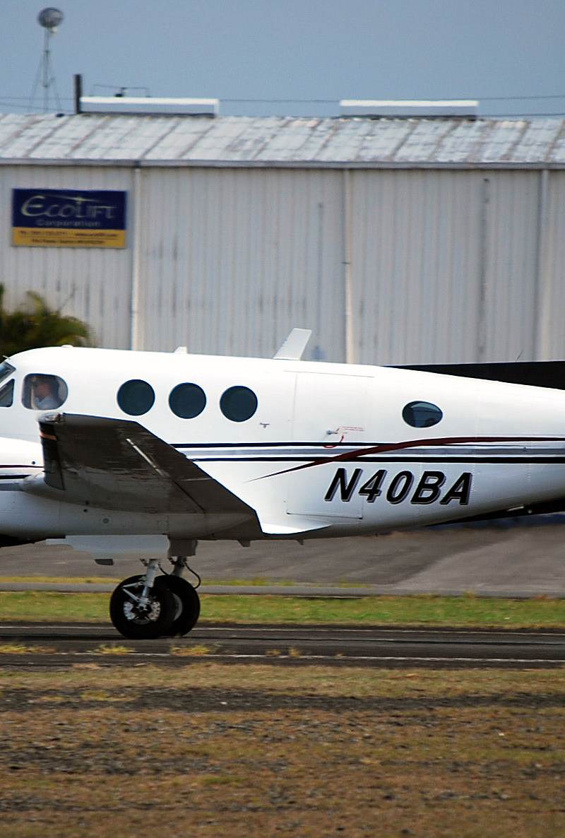 N40BA - Beechcraft