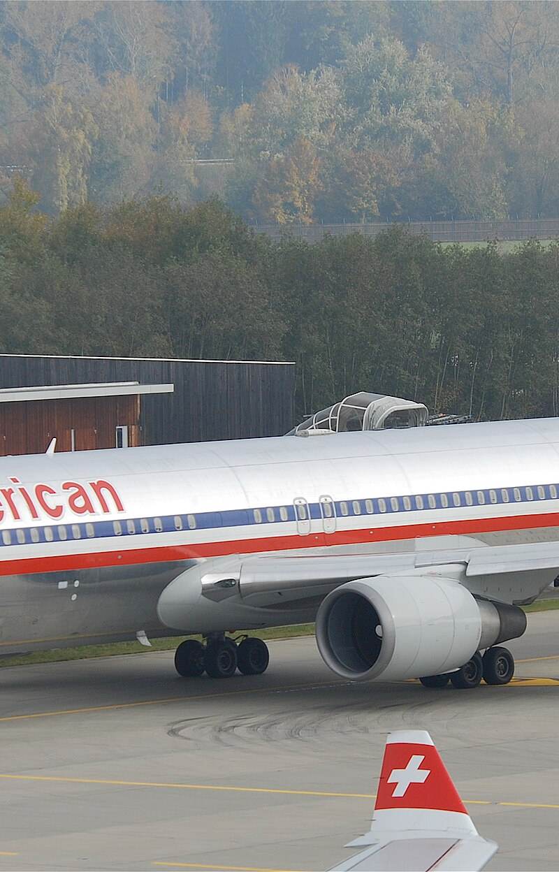 N380AN - Twin-engine aircraft