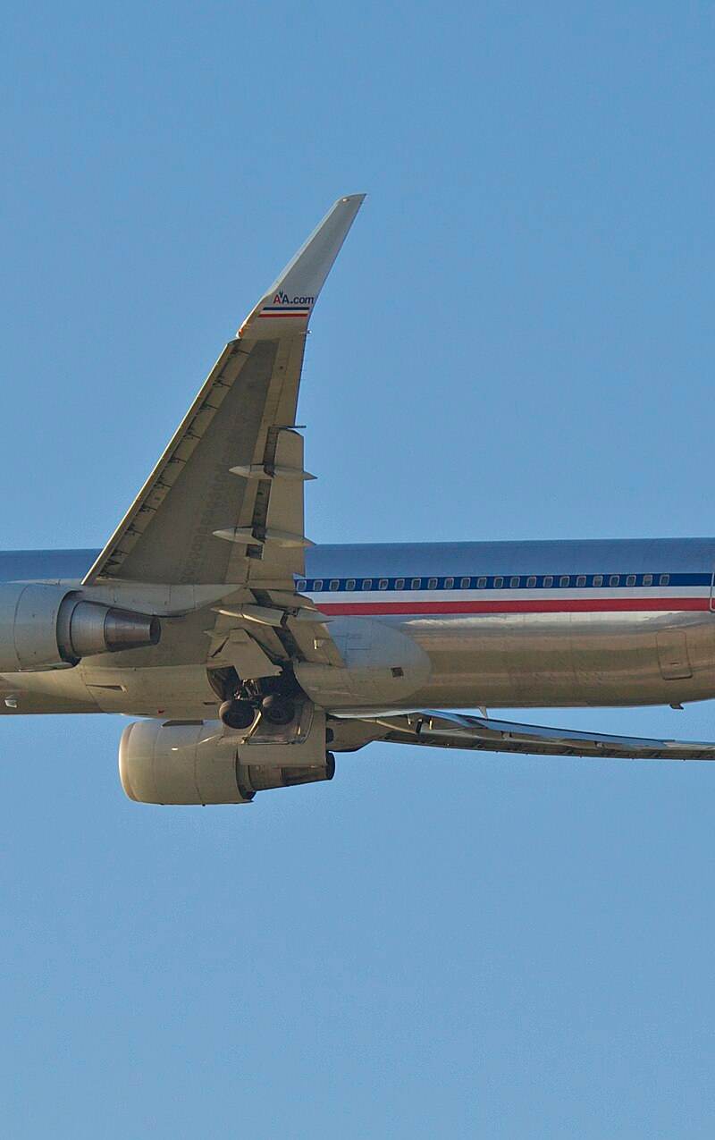 N381AN - Boeing