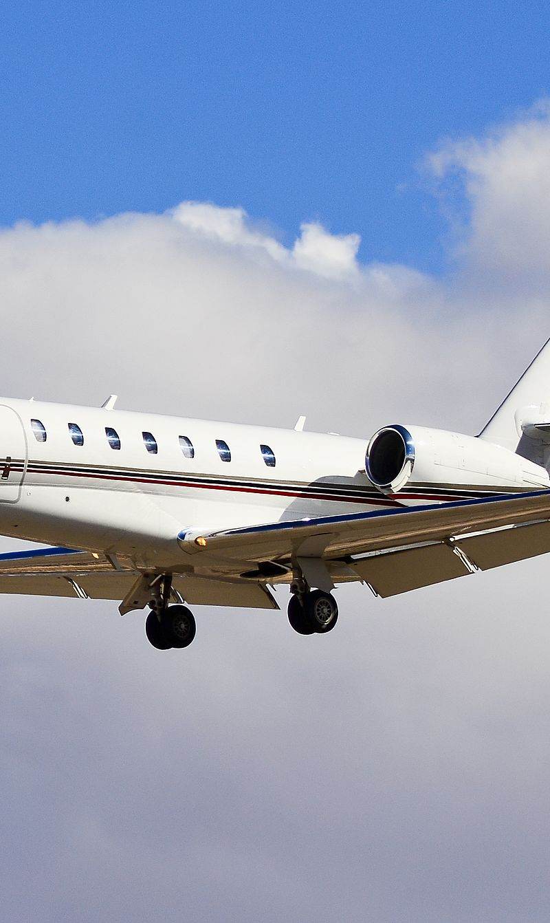 N381QS - Business jet