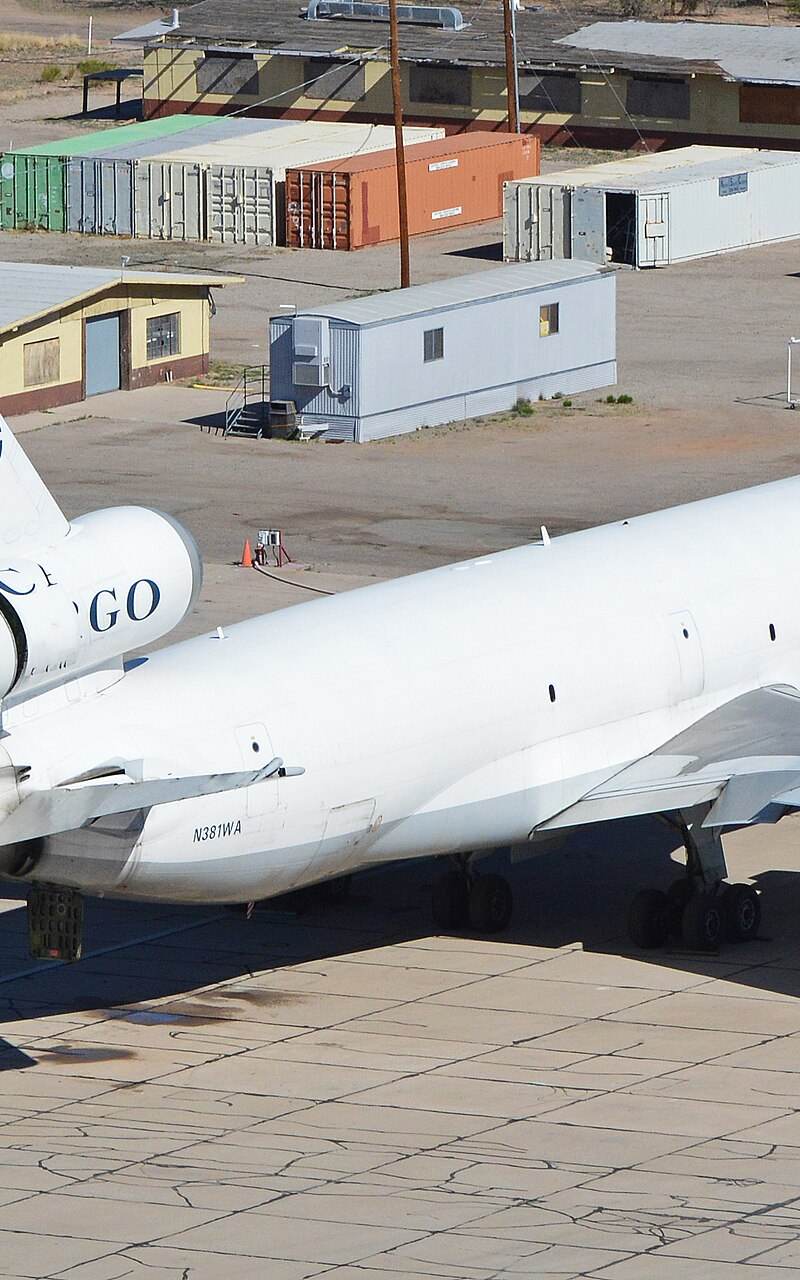 N381WA - Douglas