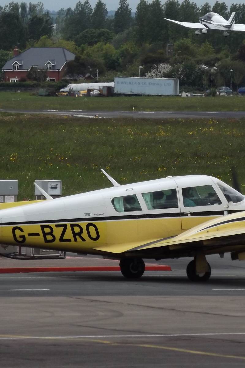 G-BZRO - Piper