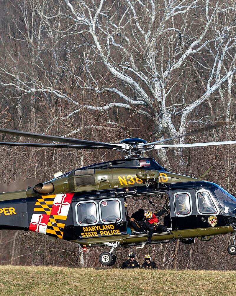 N382MD - Helicopter