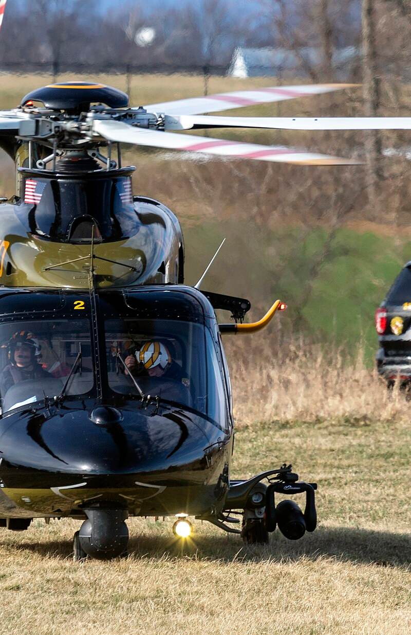 N382MD - Helicopter