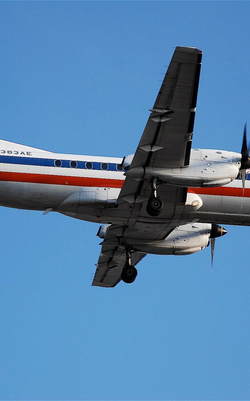N383AE - Twin-engine aircraft
