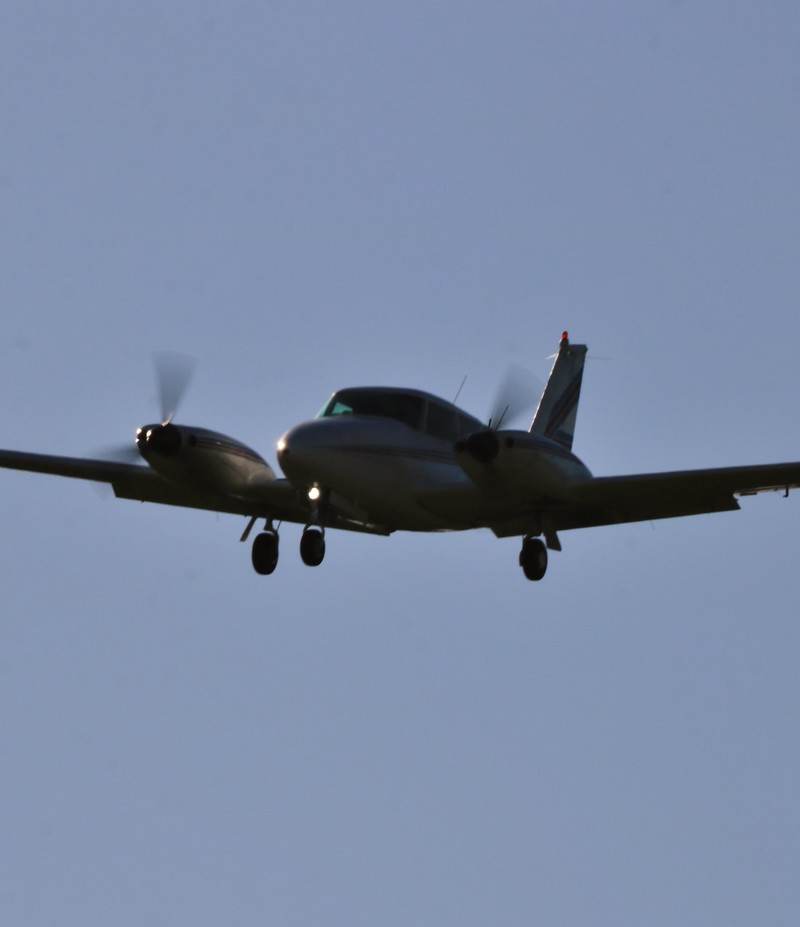 N4297A - Twin-engine aircraft
