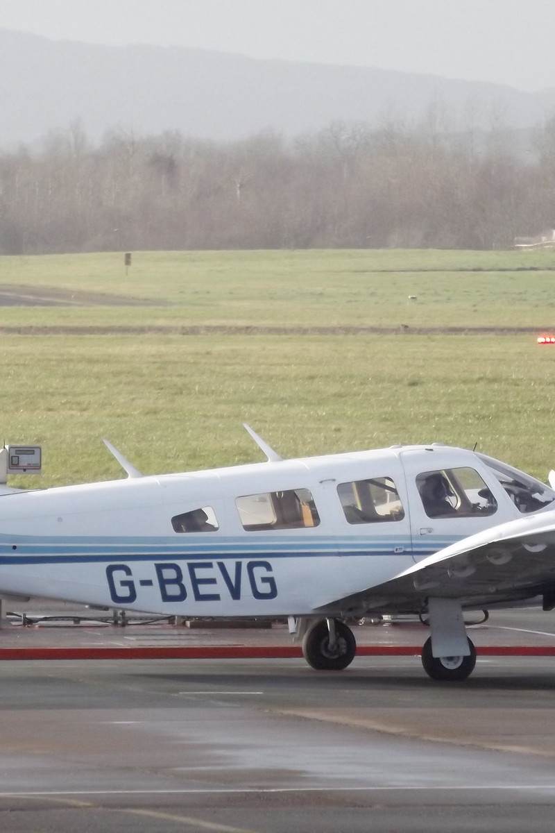G-BEVG - Piper