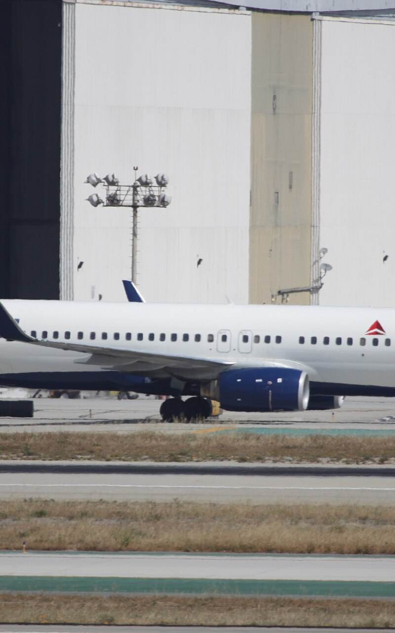 N384DA - Boeing