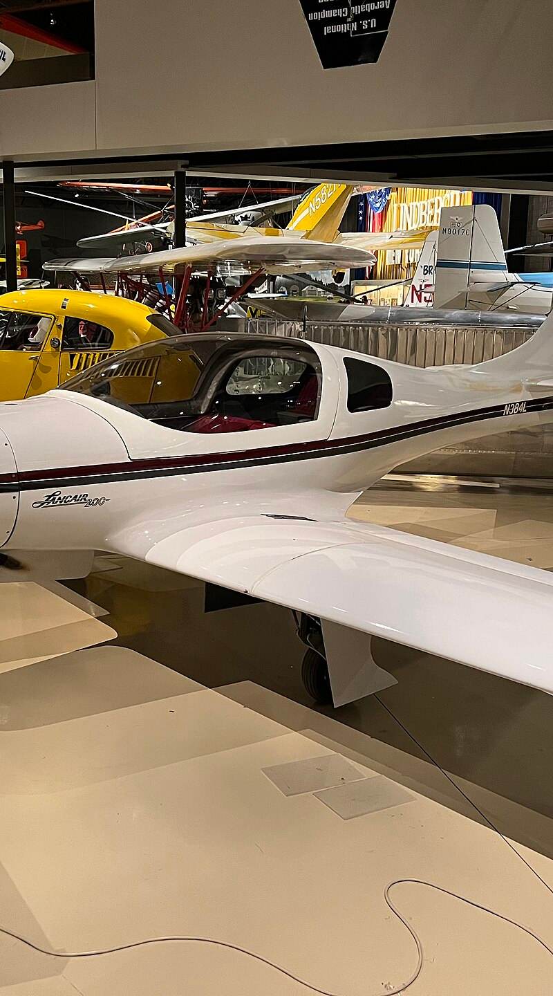 N384L - Single-engine aircraft