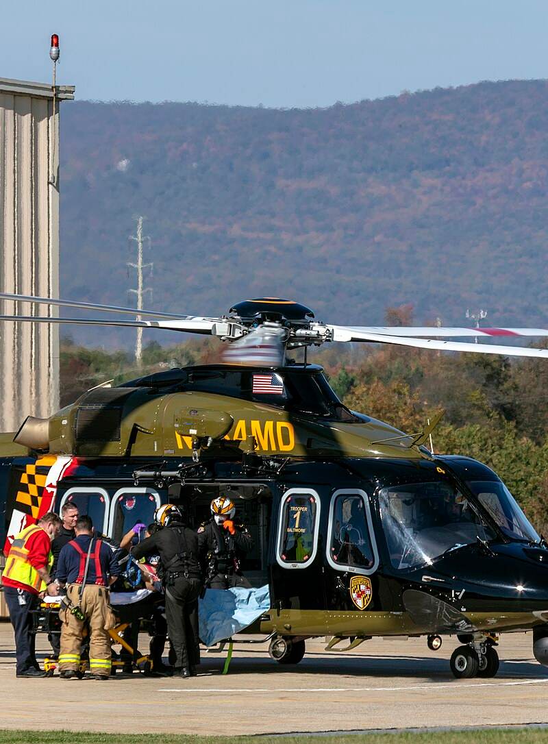 N384MD - Helicopter