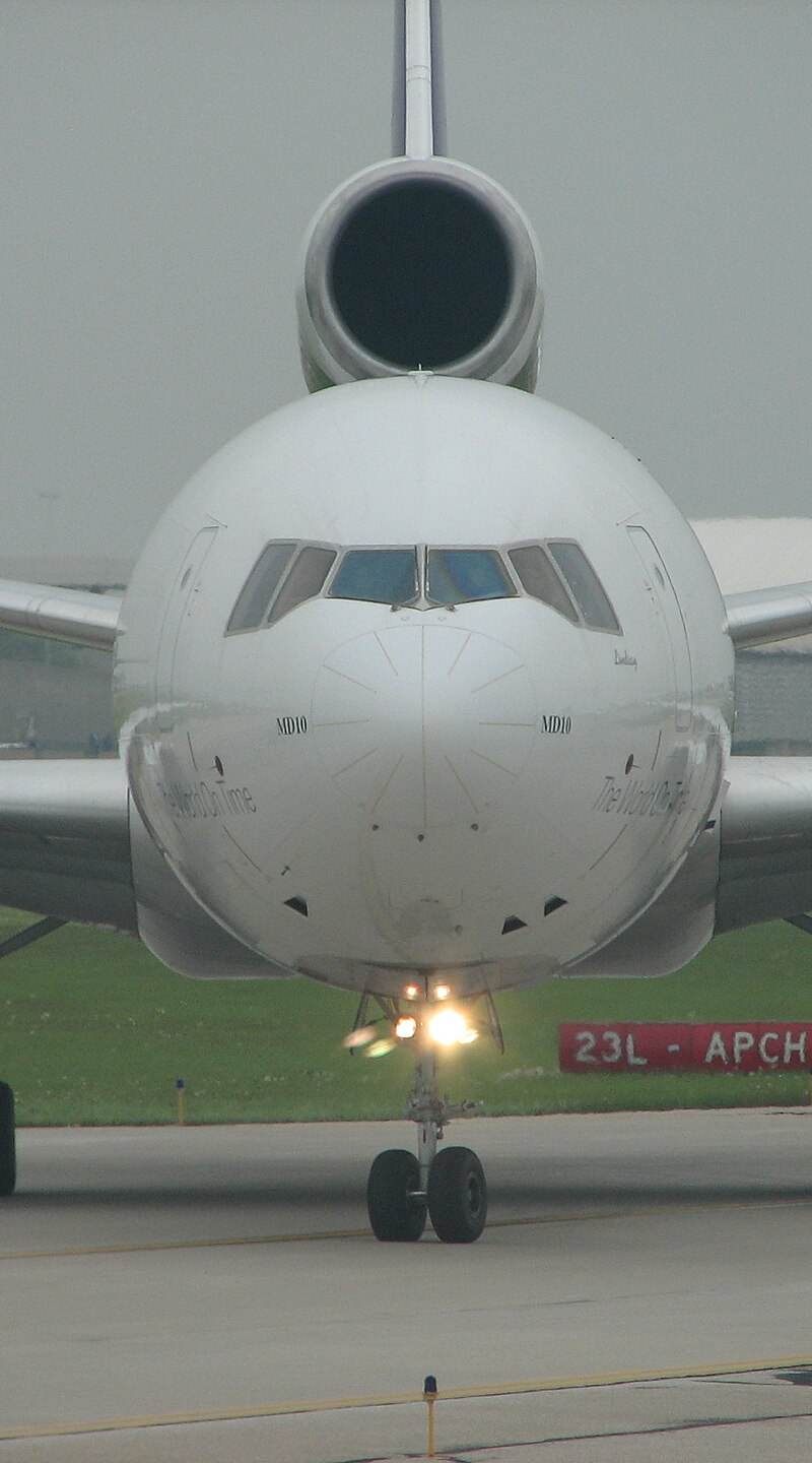 N385FE - Douglas
