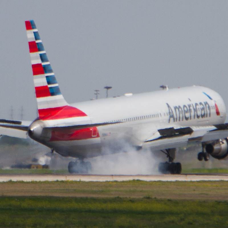 N386AA - Twin-engine aircraft