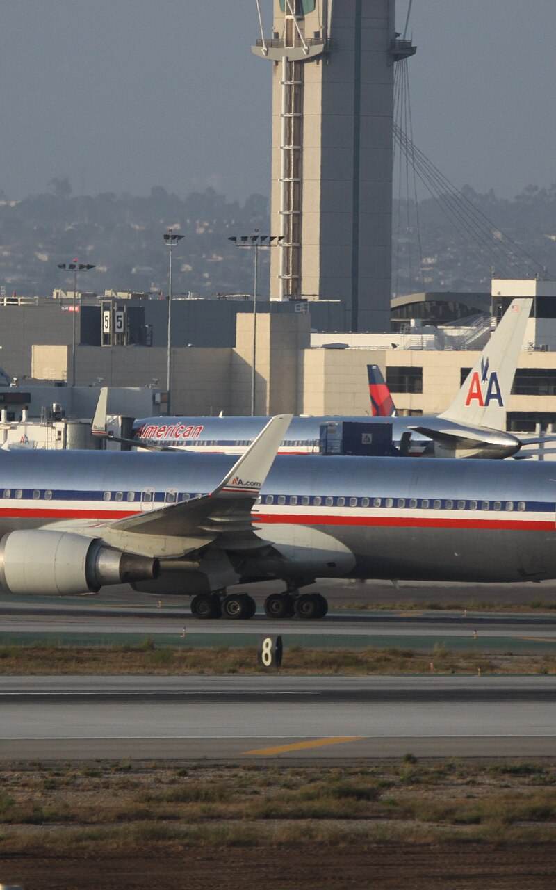 N386AA - Boeing
