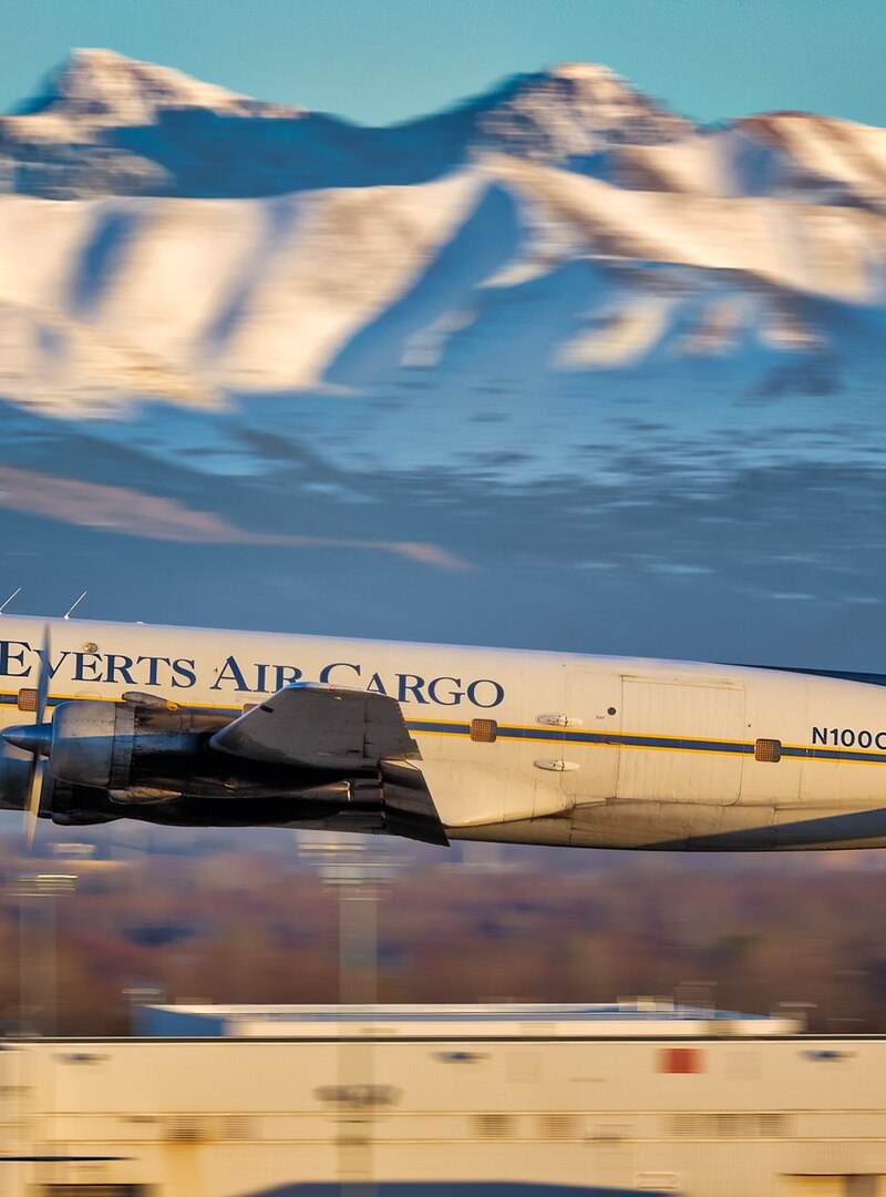 N100CE - Douglas