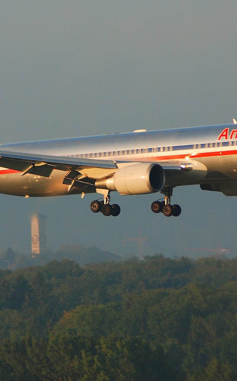 N389AA - Boeing