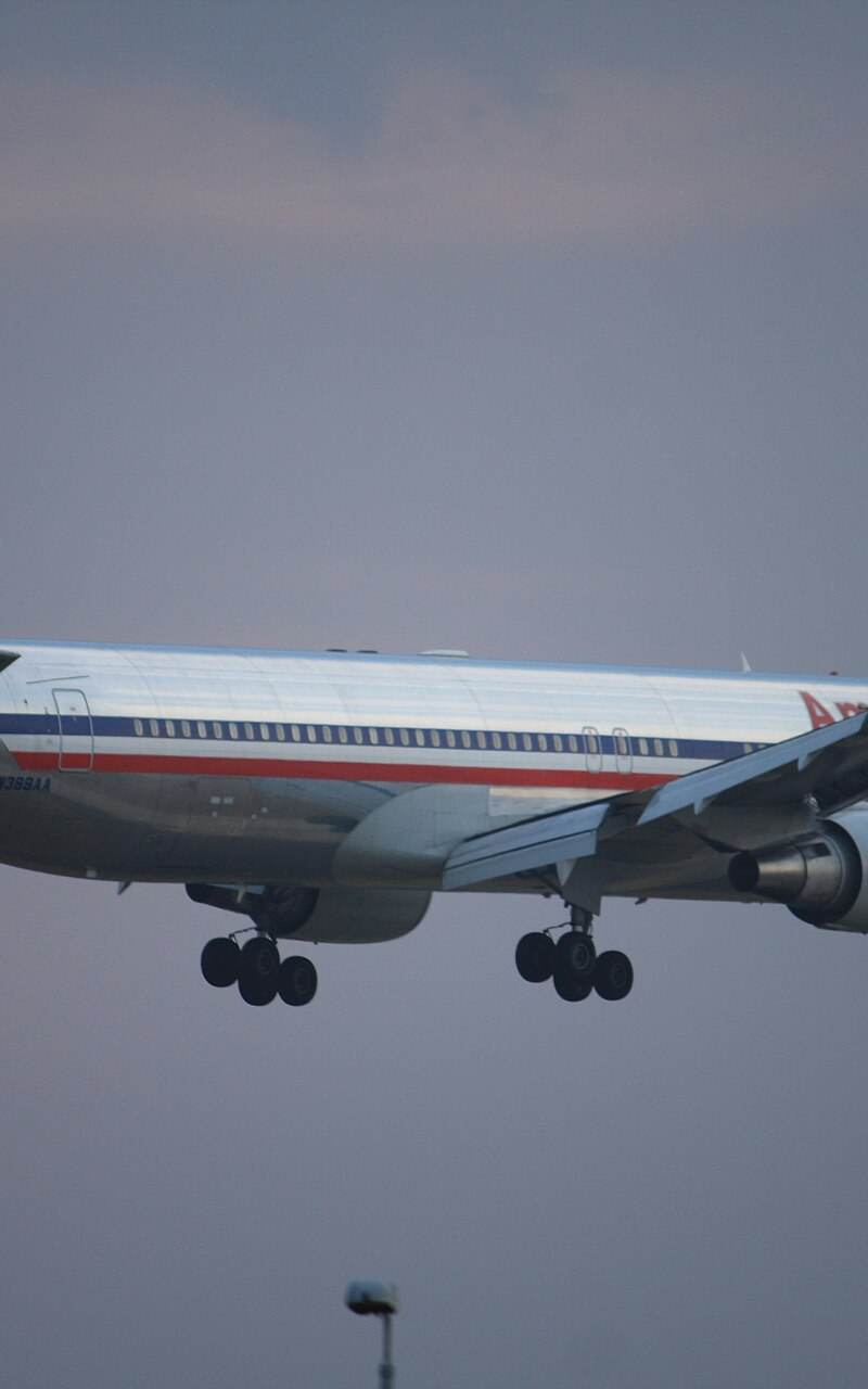 N389AA - Boeing