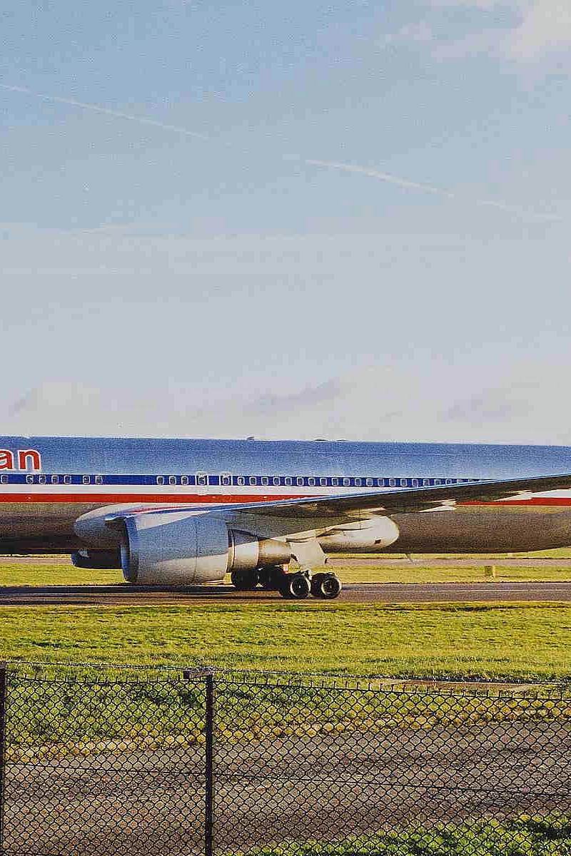 N389AA - Boeing