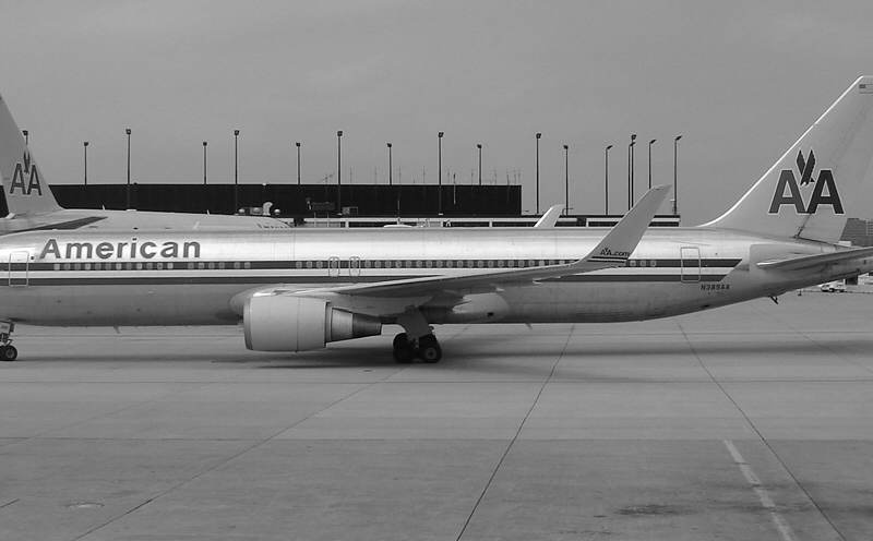 N389AA - Boeing