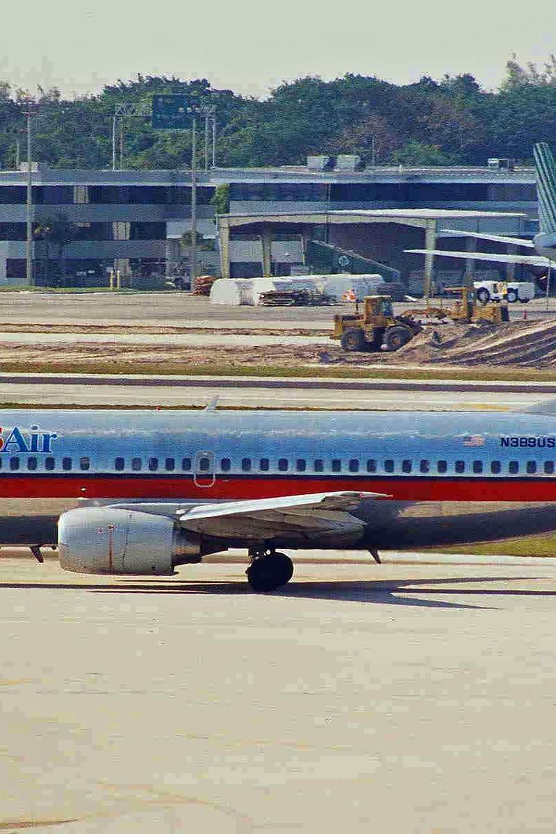 N389US - Boeing