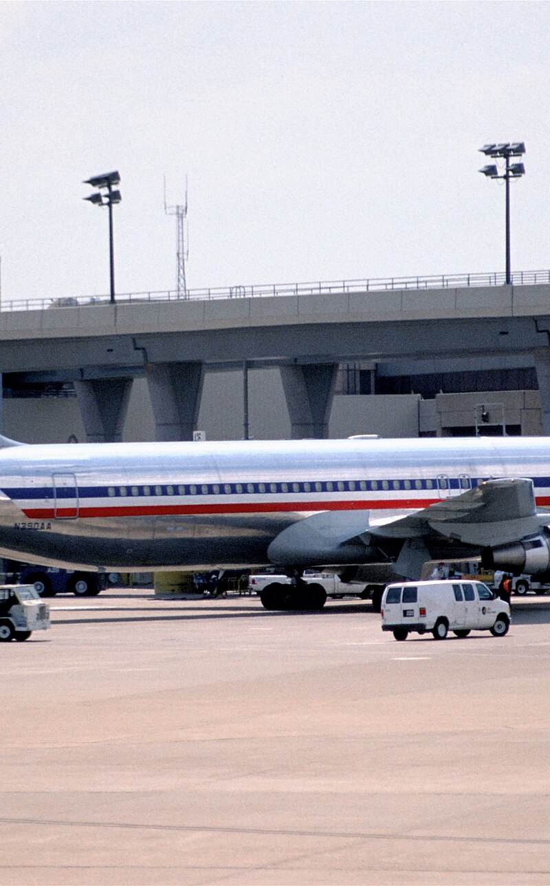 N390AA - Boeing
