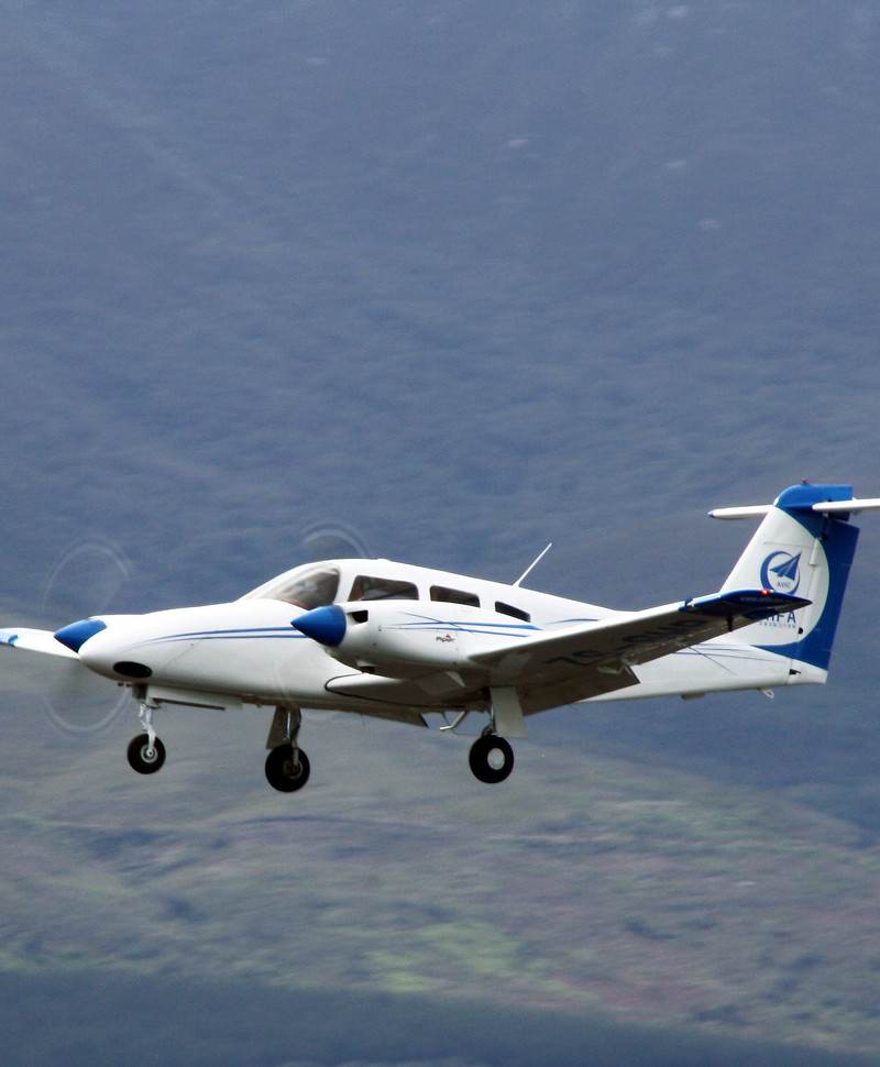 ZS-SWP - Twin-engine aircraft