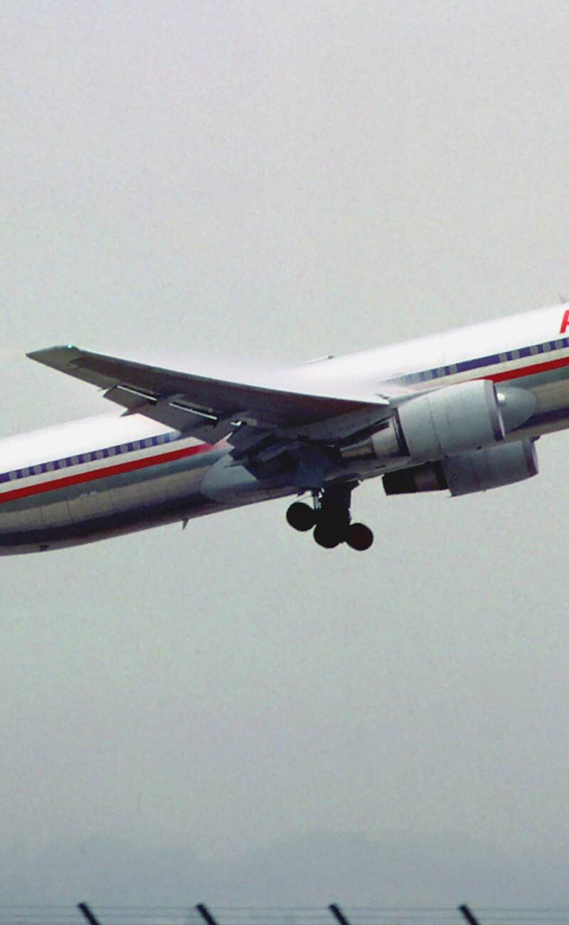 N390AA - Boeing